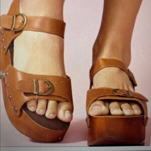 70’s vintage pop out sandal skate